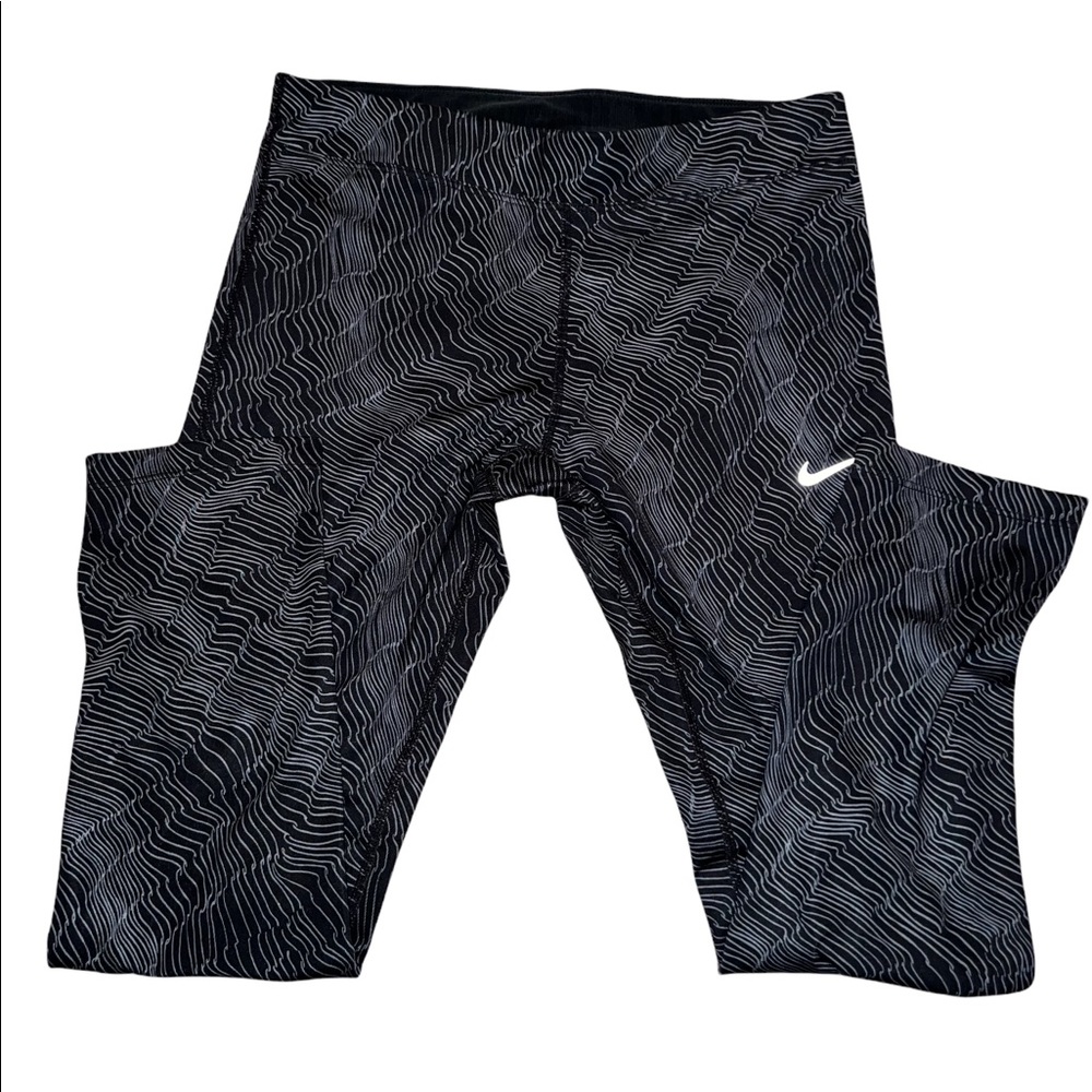 Nike mid length leggings